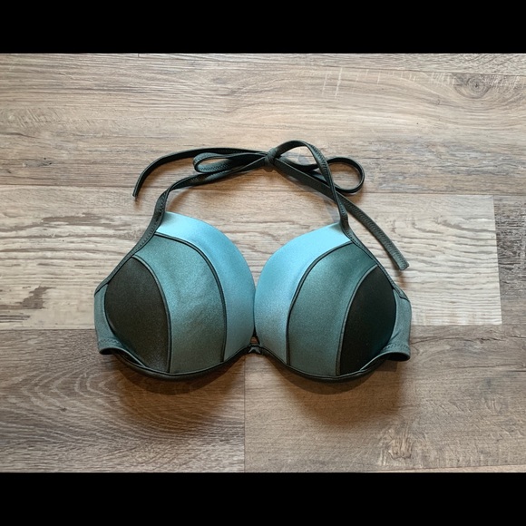 Shade & Shore Other - Shade & Shore 34D Push-up Halter Swim Bikini Top—LIKE NEW